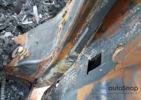 2002 Volkswagen Eurovan Mv из США, поврежденный, VIN WV2MB470X2H088179